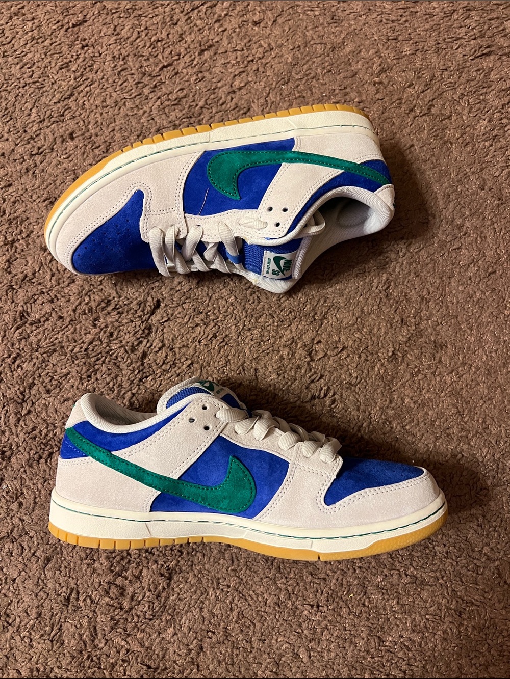 NEW Nike SB Dunk Low Pro Hyper Royal Malachite Size 7.5 HF3704-001 - Picture 2 of 7